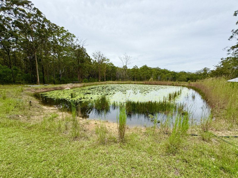 67 Irwins Road, Old Bar NSW 2430