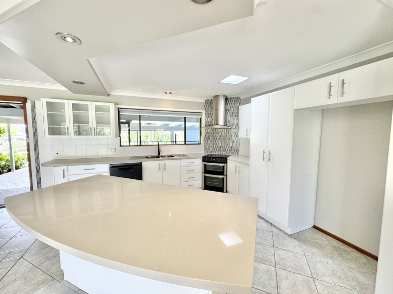 54 Wyden Street, Old Bar NSW 2430