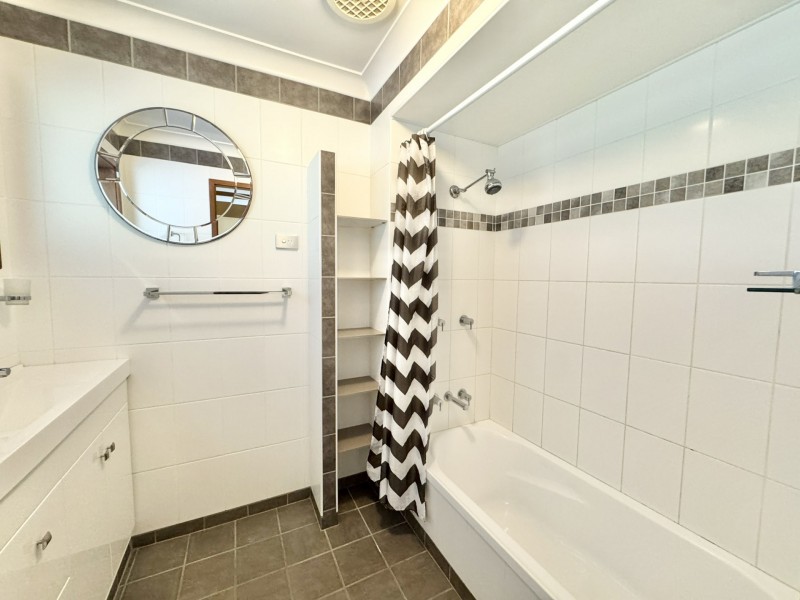 54 Wyden Street, Old Bar NSW 2430