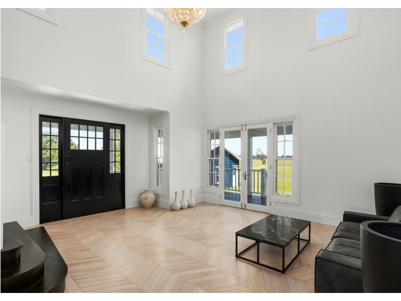 40-42 Weeks Lane, Oxley Island NSW 2430