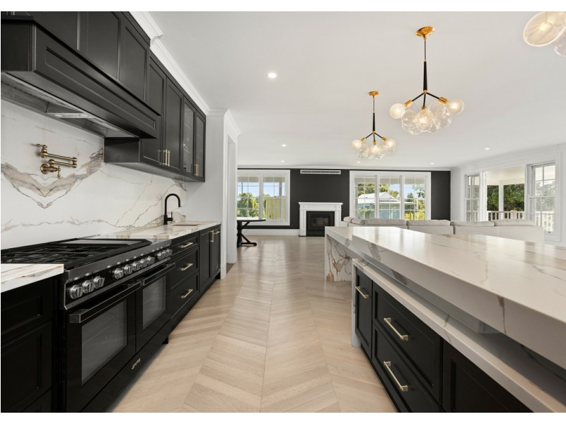 40-42 Weeks Lane, Oxley Island NSW 2430