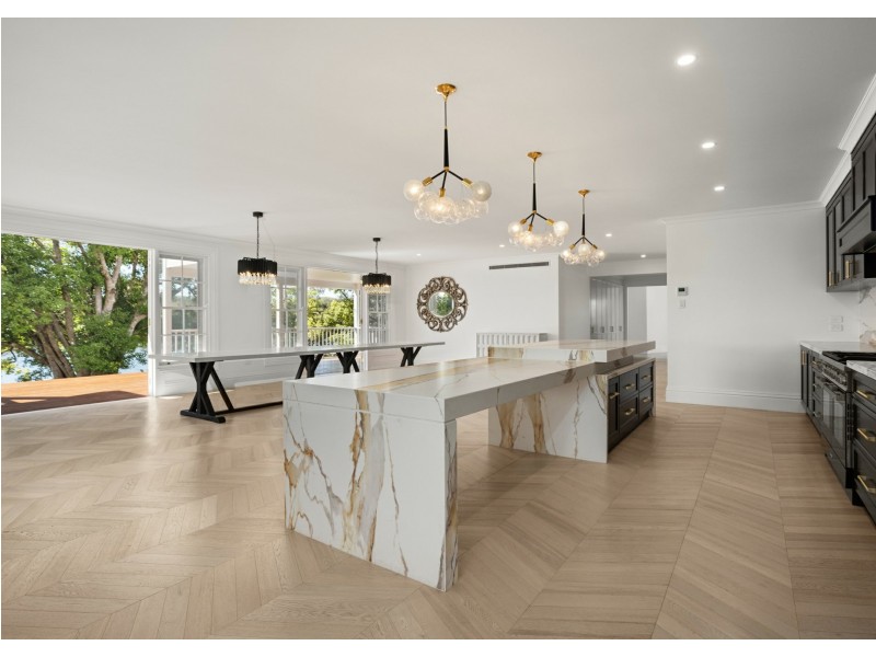 40-42 Weeks Lane, Oxley Island NSW 2430