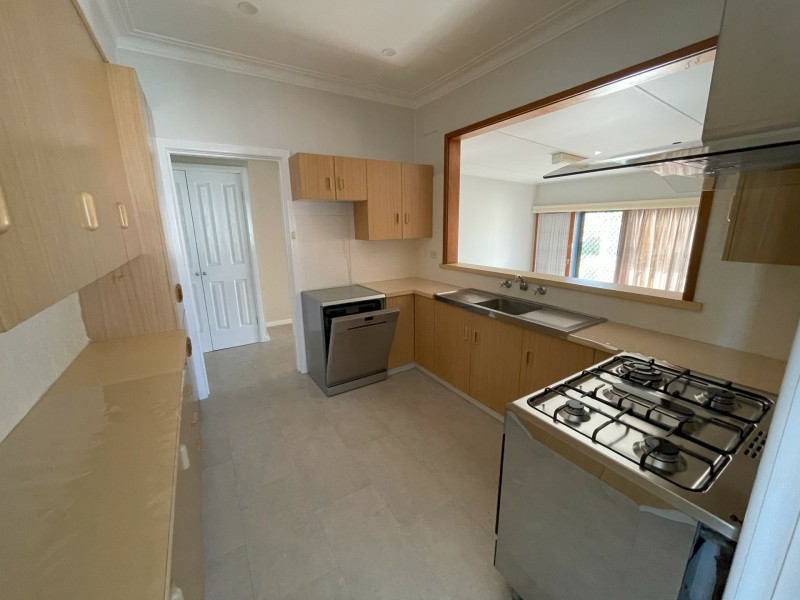 25 Chatham Avenue, Taree NSW 2430