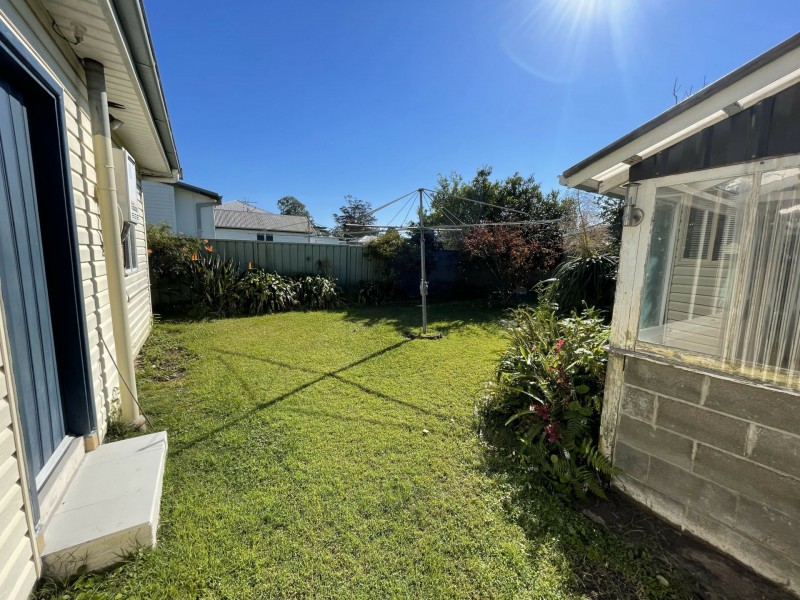 25 Chatham Avenue, Taree NSW 2430
