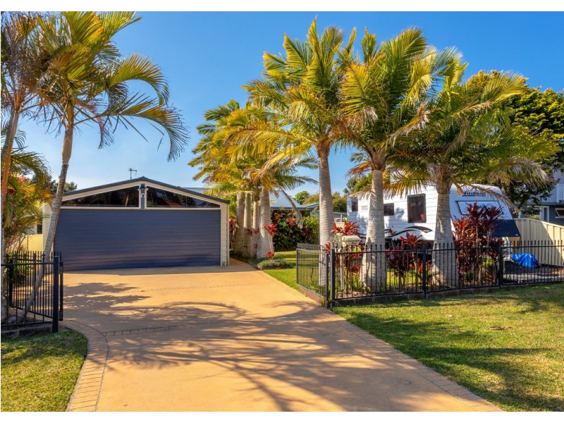 13 Belford Street, Old Bar NSW 2430