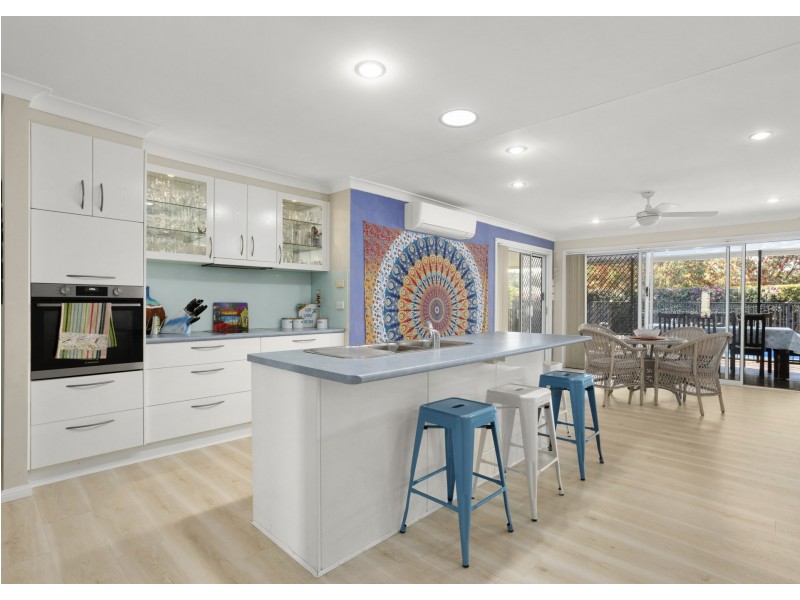 13 Belford Street, Old Bar NSW 2430