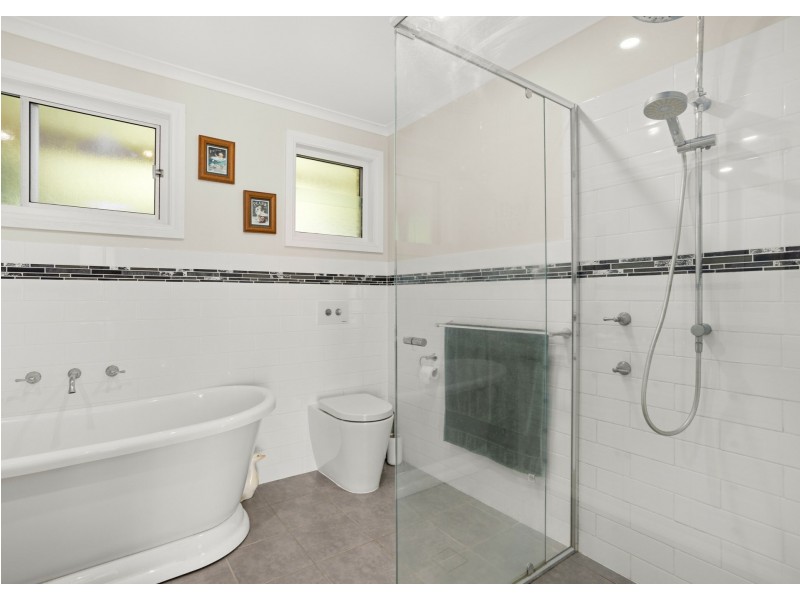 9 Suni Drive, Old Bar NSW 2430
