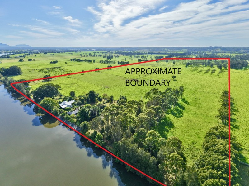 38 Allan Lane, Oxley Island NSW 2430