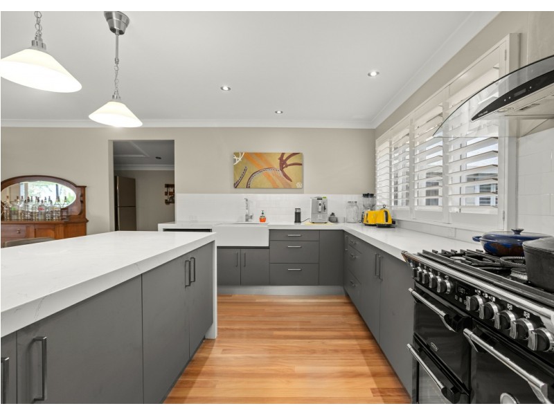 38 Allan Lane, Oxley Island NSW 2430
