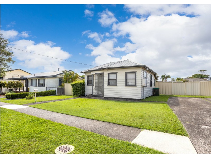 2 Waterman Street, Old Bar NSW 2430