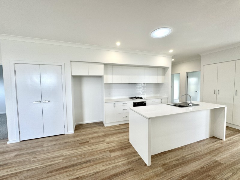 2 Surf Close, Old Bar NSW 2430