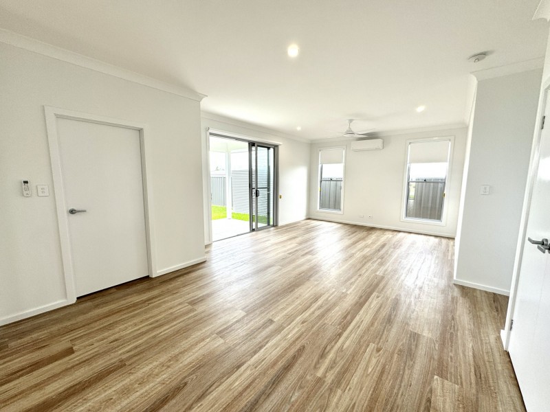 2 Surf Close, Old Bar NSW 2430