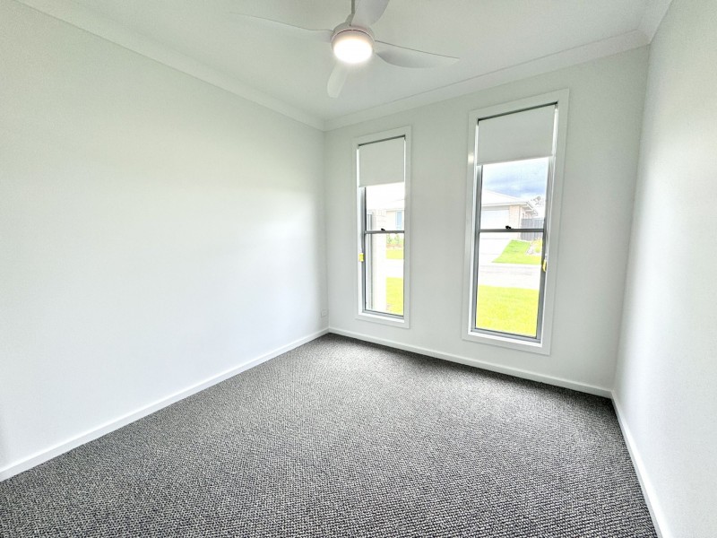 2 Surf Close, Old Bar NSW 2430