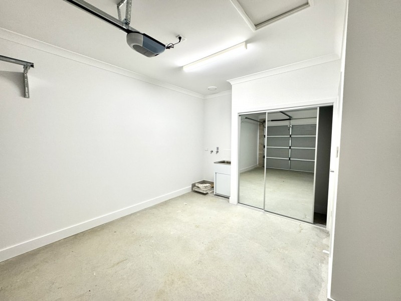 2 Surf Close, Old Bar NSW 2430