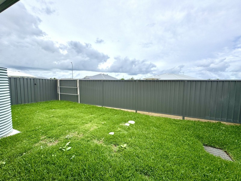 2 Surf Close, Old Bar NSW 2430