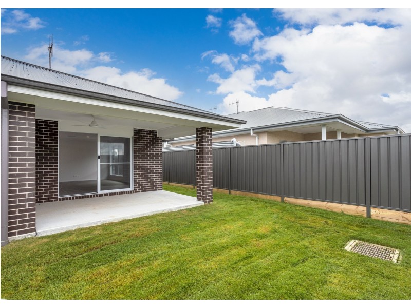 3 Fleetwood Street, Old Bar NSW 2430