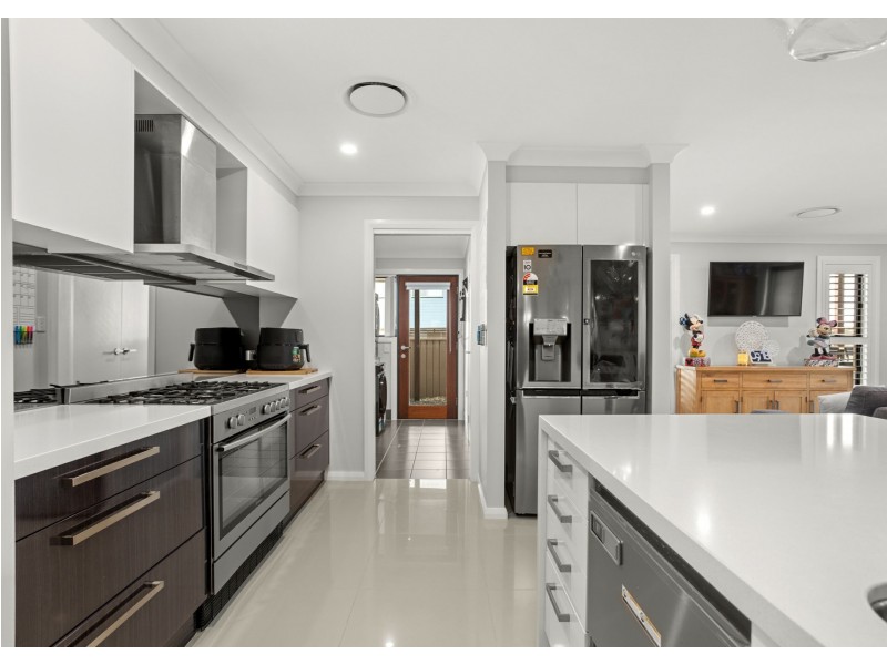 68 Forest Lane, Old Bar NSW 2430