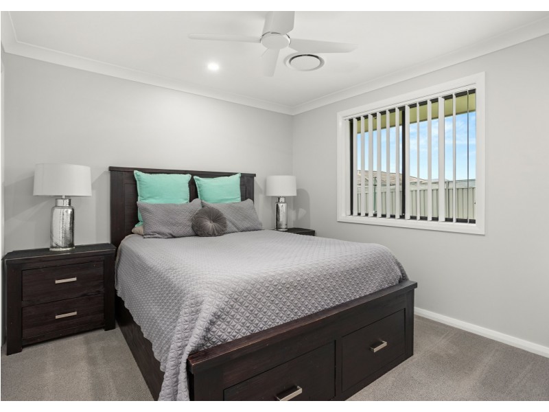 68 Forest Lane, Old Bar NSW 2430