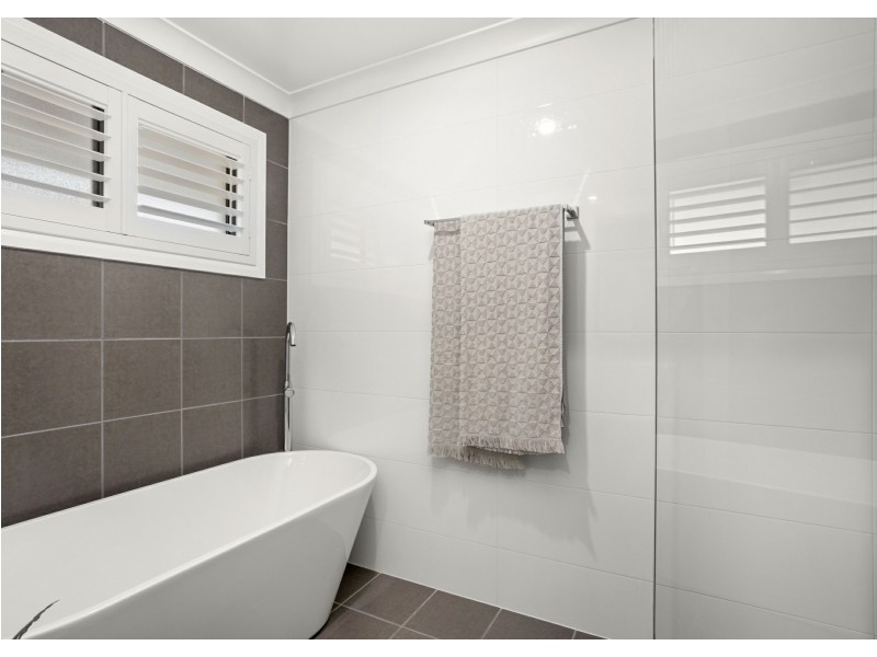 68 Forest Lane, Old Bar NSW 2430