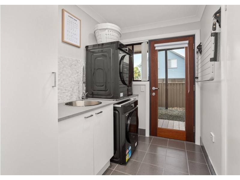 68 Forest Lane, Old Bar NSW 2430