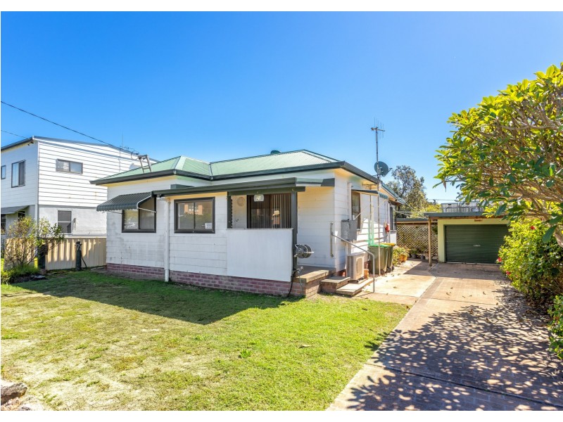21 Manning Street, Manning Point NSW 2430
