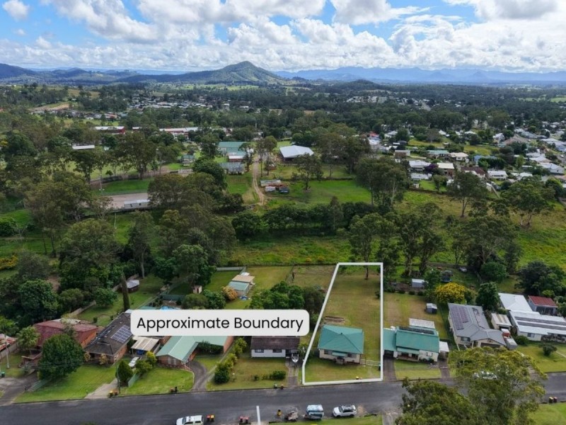 13 McPherson Street, Wingham NSW 2429