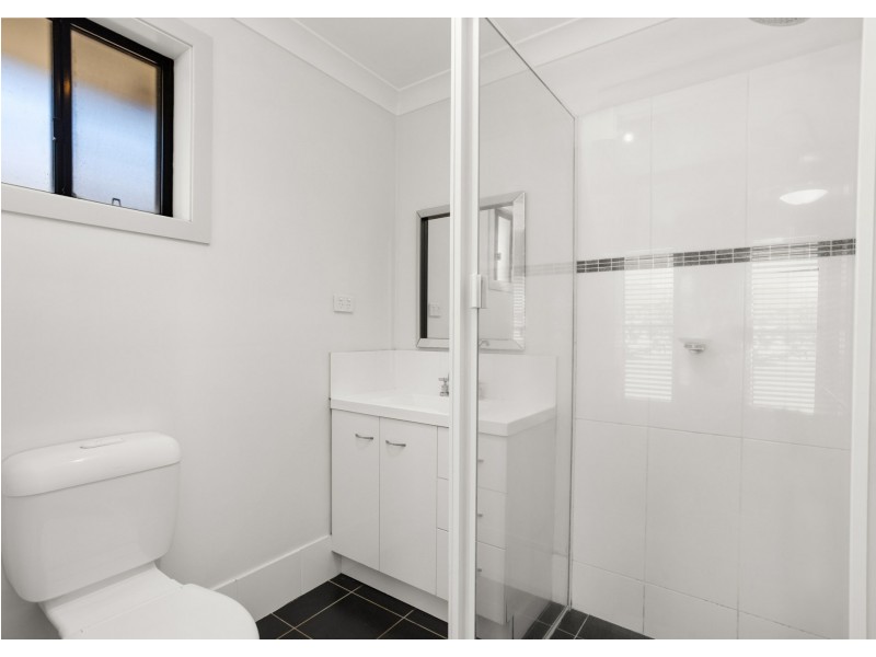 7 Flagtail Avenue, Old Bar NSW 2430