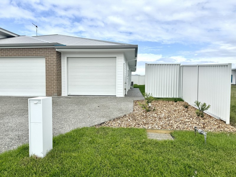 2/38 Marra Drive, Old Bar NSW 2430
