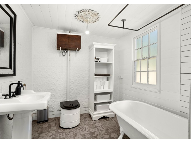 4 Washington Street, Tinonee NSW 2430