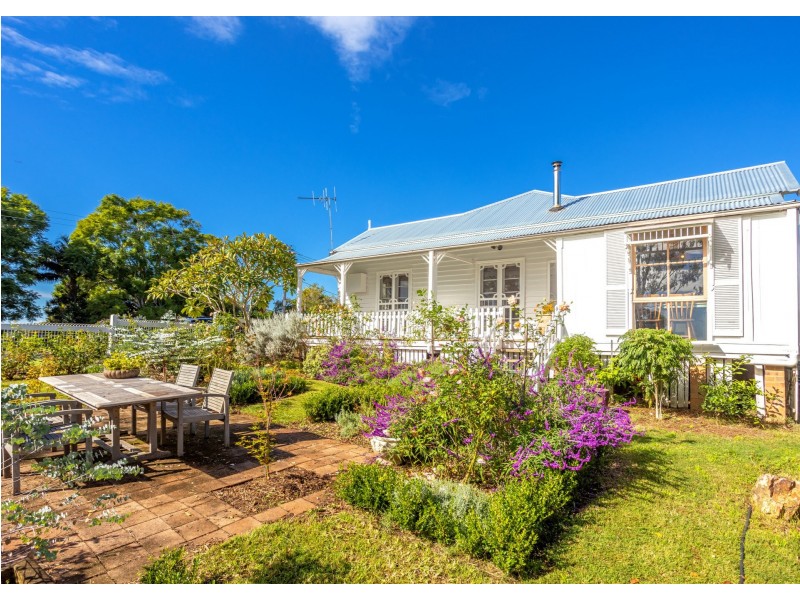 4 Washington Street, Tinonee NSW 2430