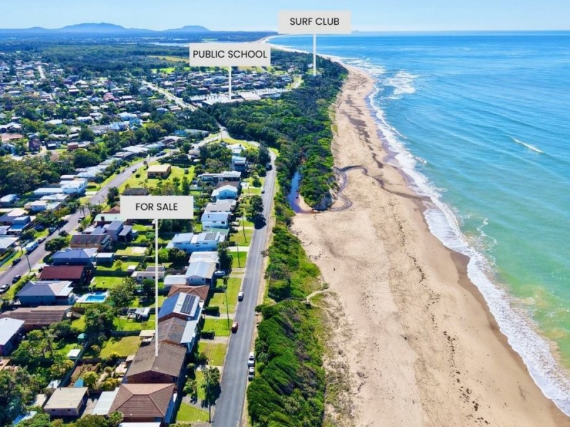 39 Pacific Parade, Old Bar NSW 2430