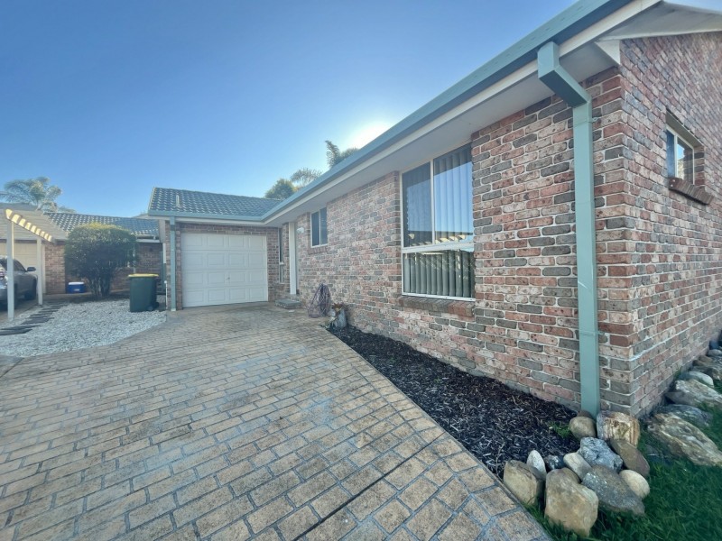 2/7 Paradise Close, Old Bar NSW 2430