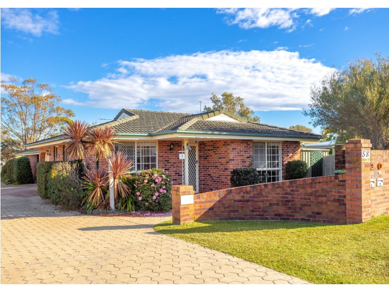 1/58-60 Wyden Street, Old Bar NSW 2430