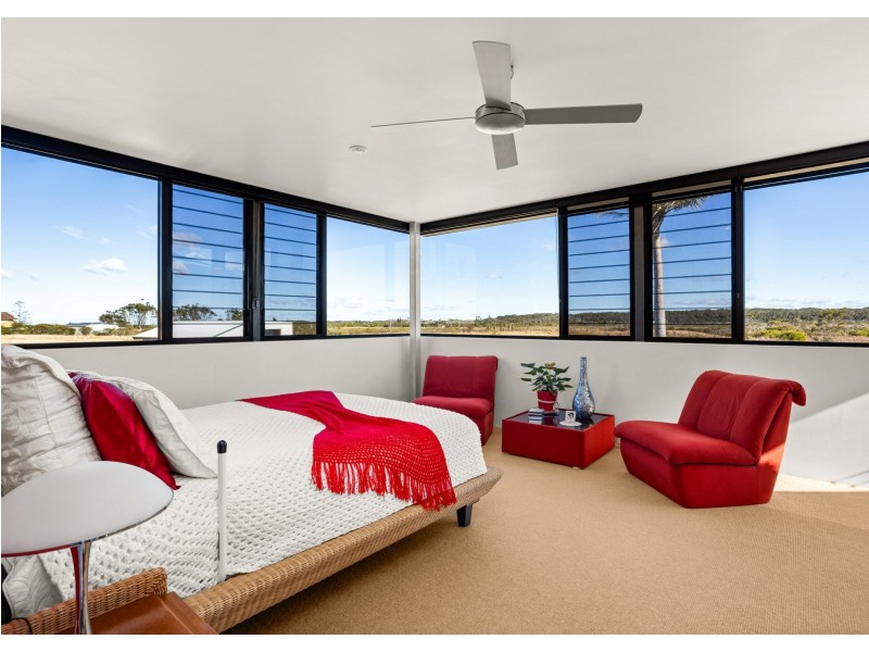3 Seaspray Circuit, Wallabi Point NSW 2430