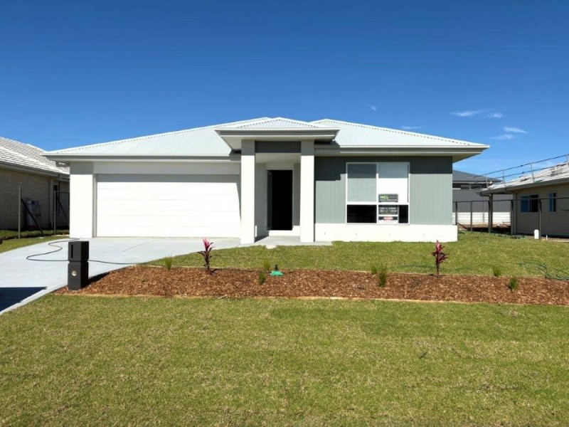 16 Cubbaroo Street, Old Bar NSW 2430