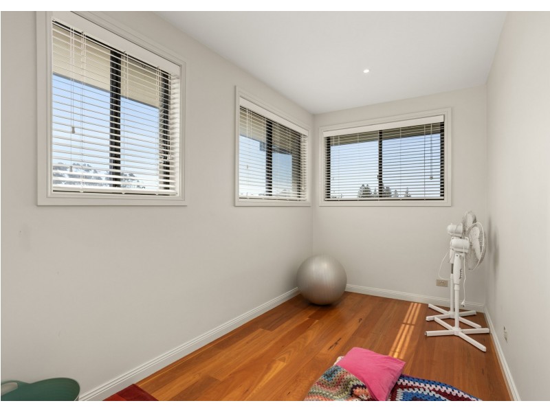 6 Banksia Close, Manning Point NSW 2430