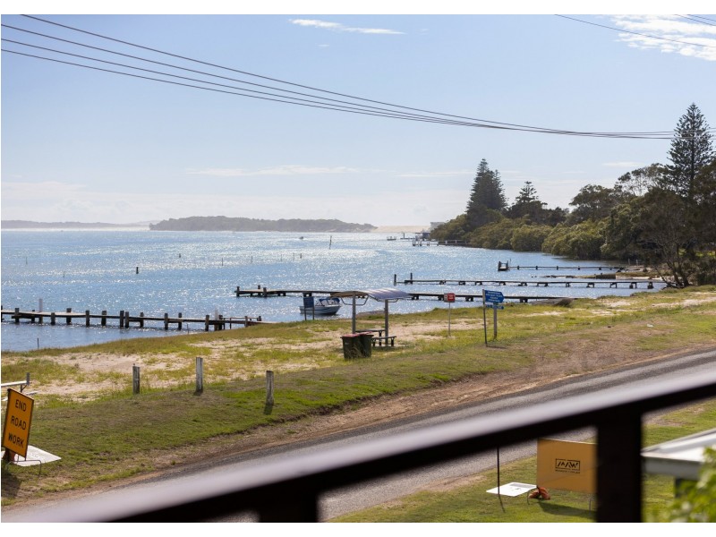 13 Main Street, Manning Point NSW 2430