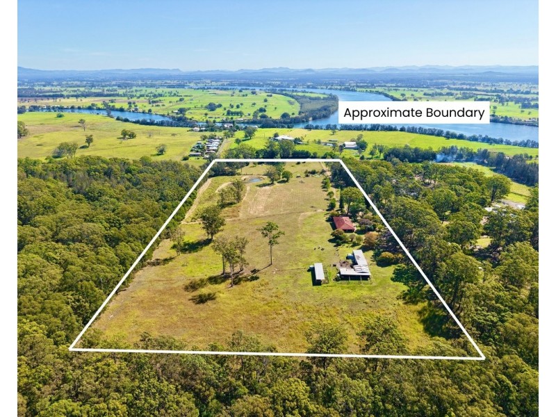 16 Ruprechts Road, Mitchells Island NSW 2430