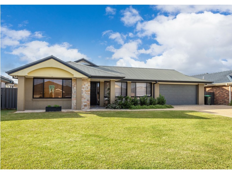7 Rosier Place, Old Bar NSW 2430