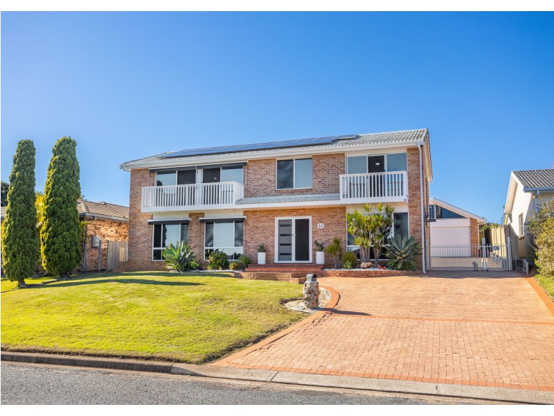 44 Molong Road, Old Bar NSW 2430