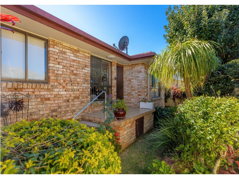 4/9-11 Wyden Street, Old Bar NSW 2430