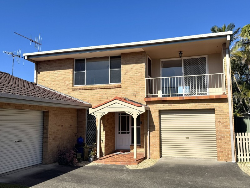 2/22 Old Bar Road, Old Bar NSW 2430