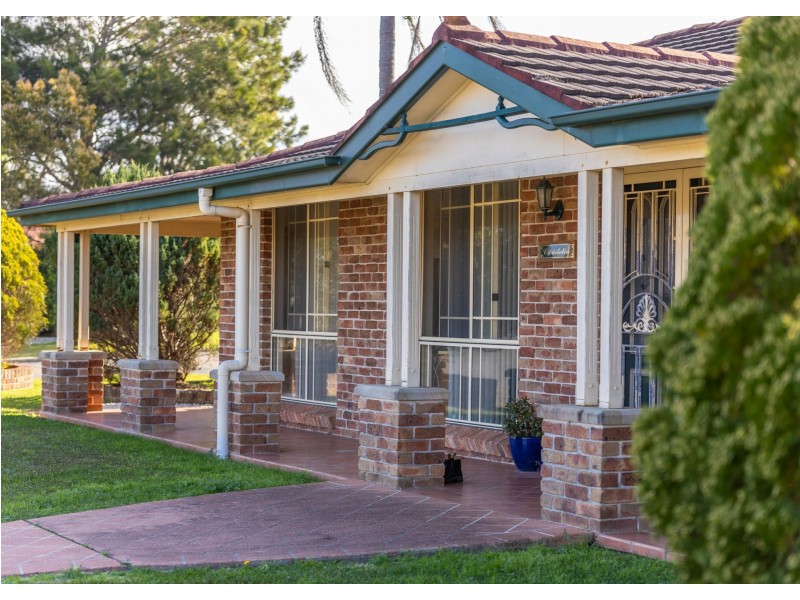 1 Newlan Court, Old Bar NSW 2430