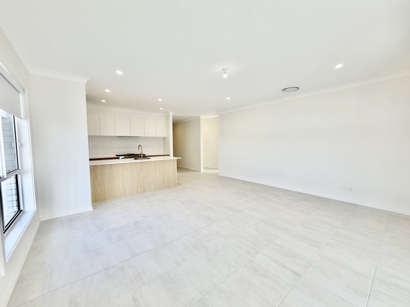 17 Viewmont Way, Old Bar NSW 2430