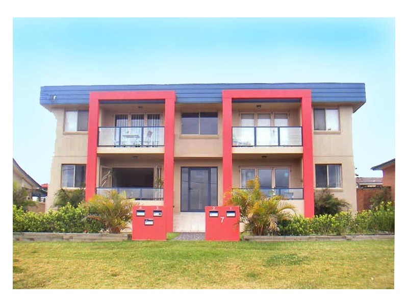 7 Smith Street, Old Bar NSW 2430