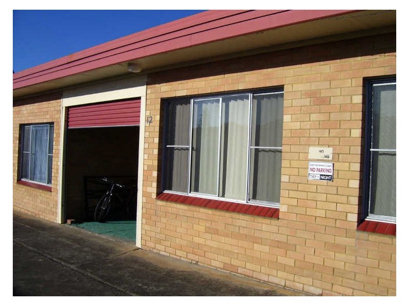 12/39-41 Old Bar Rd, Old Bar NSW 2430