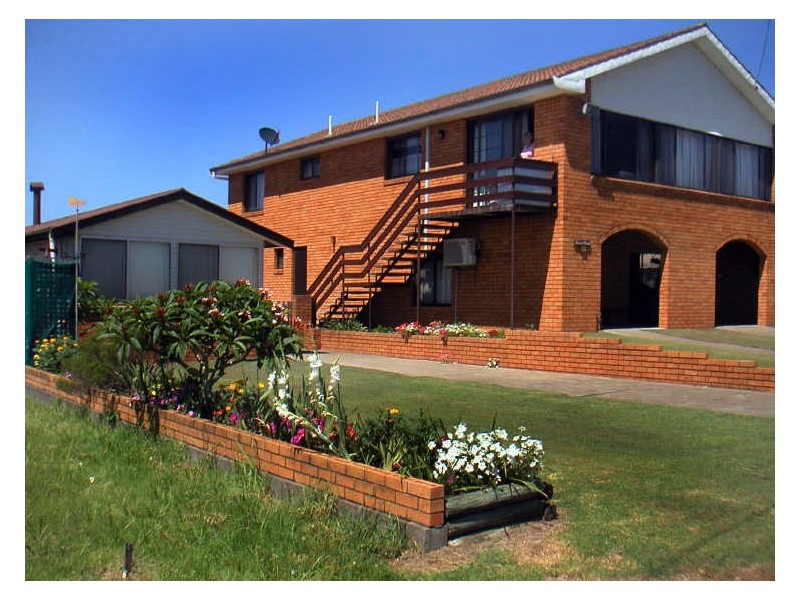 13 Main Street, Manning Point NSW 2430