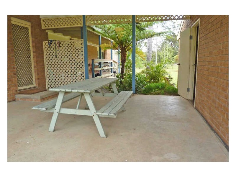 12 Kolinda Drive, Old Bar NSW 2430