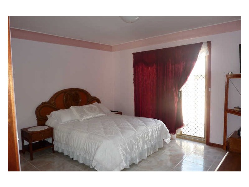 12 Beach Street, Wallabi Point NSW 2430