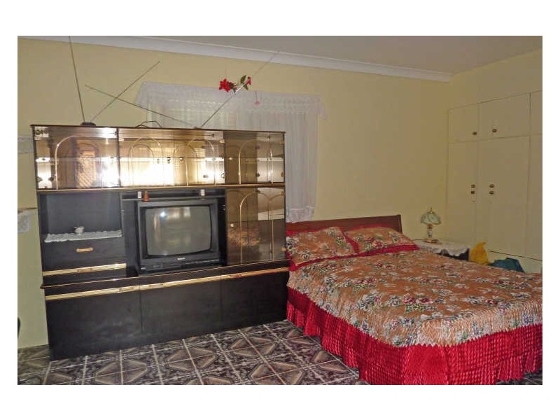 12 Beach Street, Wallabi Point NSW 2430